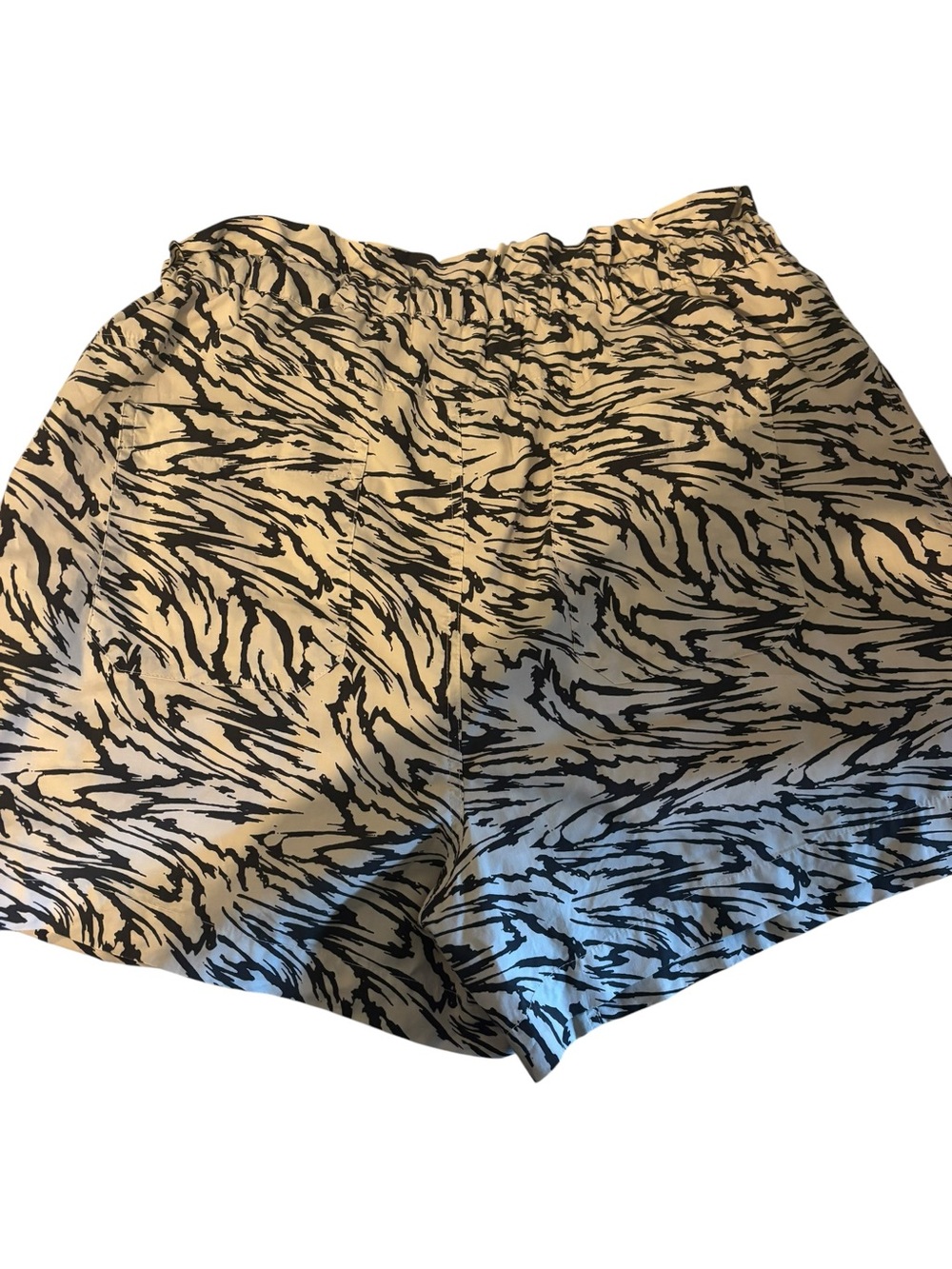 Rails Black and Cream Abstract Print Elastic Waist Shorts Women’s Size M - Picture 2 of 5